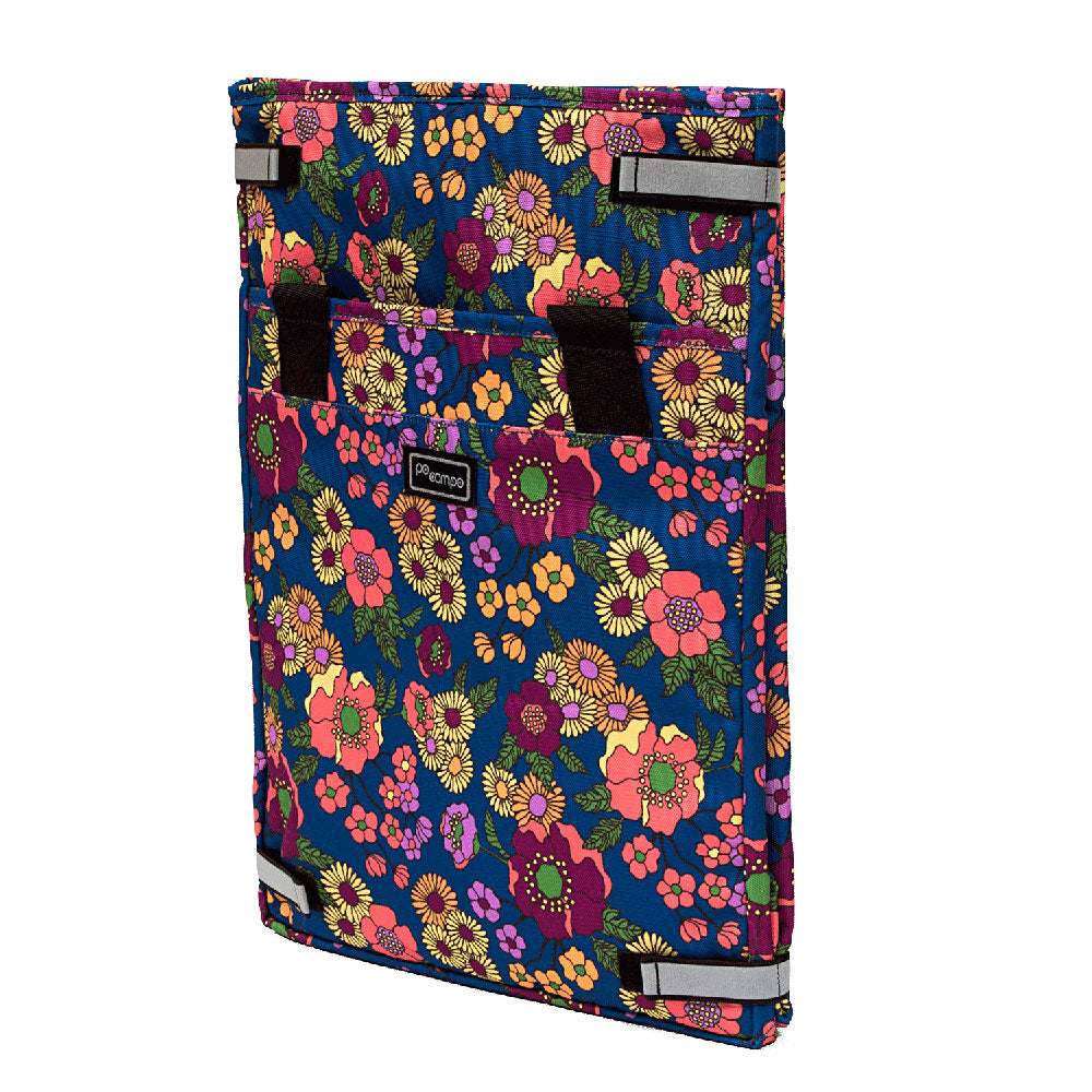 Floral-patterned Po Campo pannier with a visible brand logo on a white background